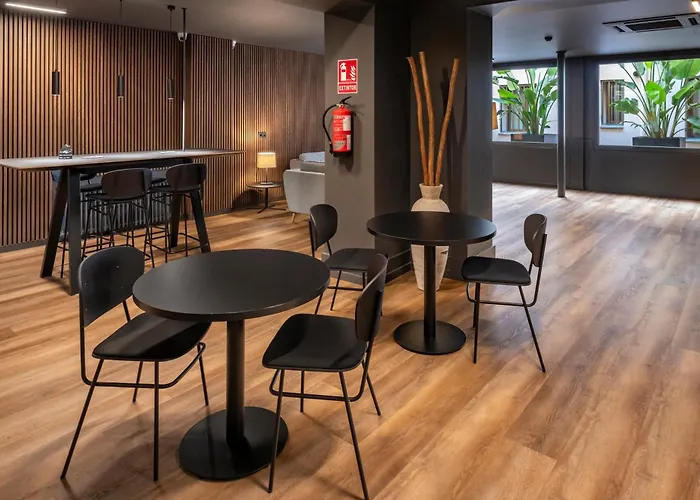 Hostal Operaramblas